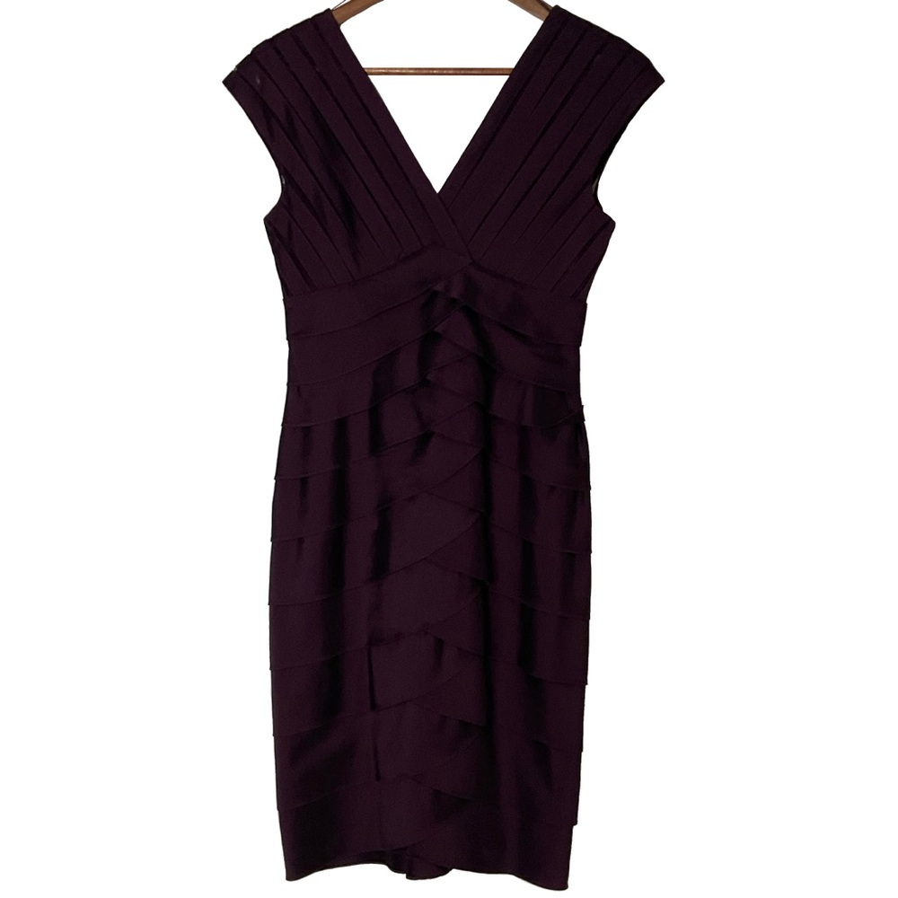 Adrianna Papell Sleeveless Purple V-Neck Cocktail Dress Tiered Ruffle Skirt Sz 4